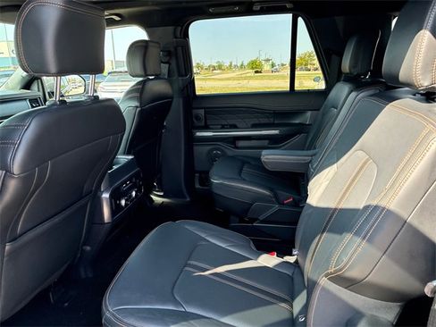 Certified 2022 Ford Expedition Max Platinum image 15