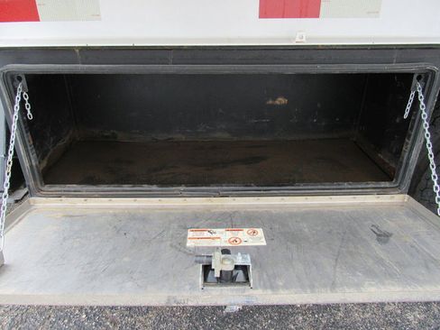 Used 2019 Ford F550 4x4 Regular Cab Super Duty image 27