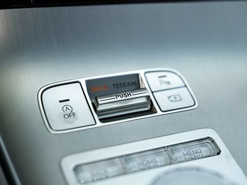 New 2026 Genesis GV70 2.5T Advanced AWD/4WD image 40