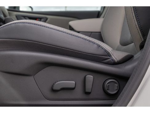 New 2026 Subaru Forester Premium AWD/4WD image 16