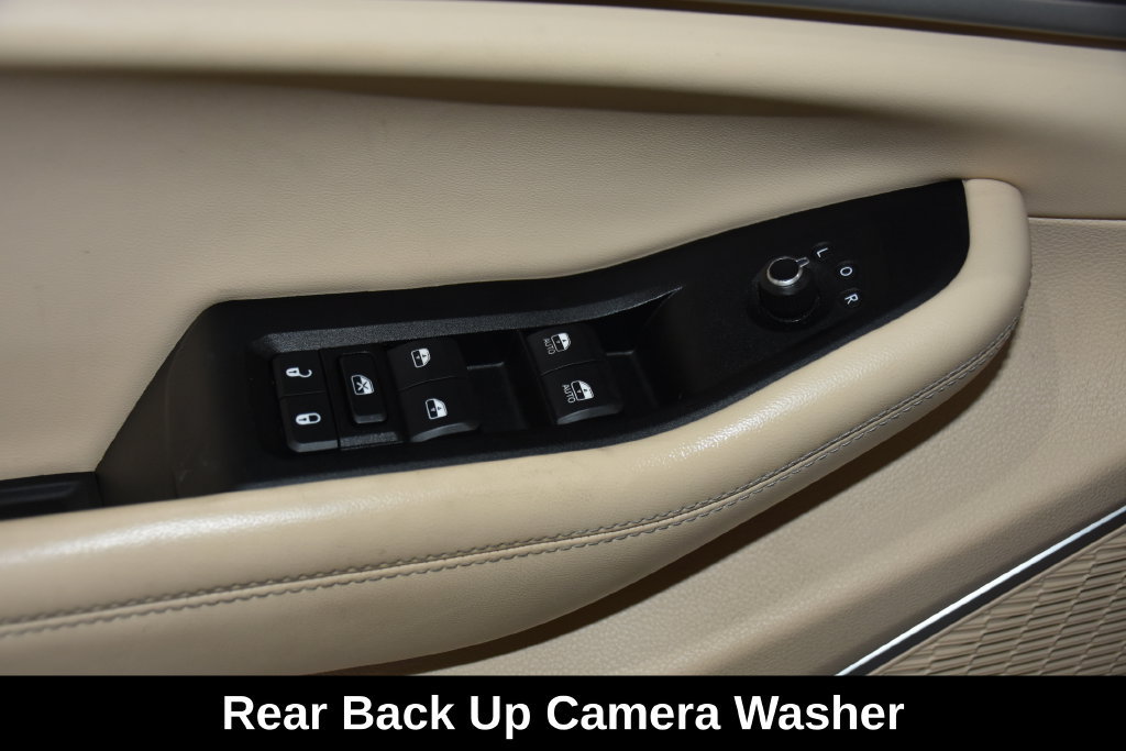 Used 2023 Jeep Grand Cherokee 4WD 4xe w/ Luxury Tech Group II image 28