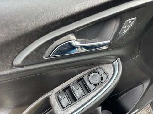 Used 2017 Chevrolet Malibu LT w/ Leather Package image 16