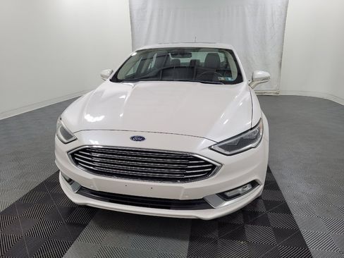 Used 2018 Ford Fusion Titanium FWD image 15