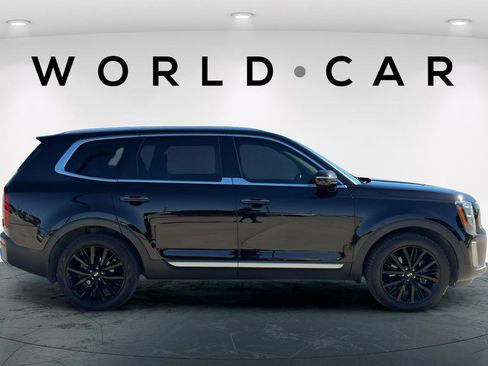 Used 2021 Kia Telluride SX w/ SX Prestige Package AWD/4WD image 3