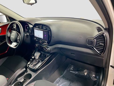 Used 2023 Kia Soul GT-Line image 28