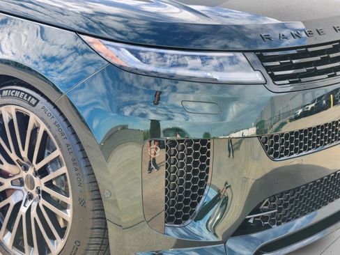 New 2026 Land Rover Range Rover Sport SV AWD/4WD image 28
