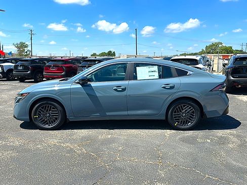 New 2026 Nissan Sentra SV w/ SV Convenience Package image 5