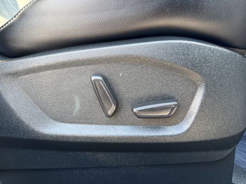 Used 2022 Ford Edge ST w/ Equipment Group 401A image 30