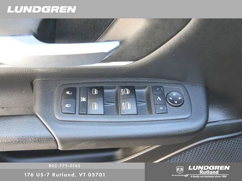 Used 2022 RAM 1500 Big Horn AWD/4WD image 14