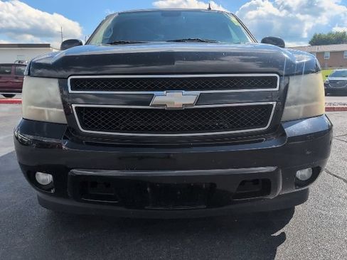 Used 2009 Chevrolet Tahoe LT w/ Convenience Package RWD image 3
