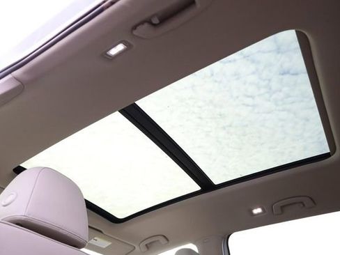 New 2026 Volkswagen Atlas SE image 12