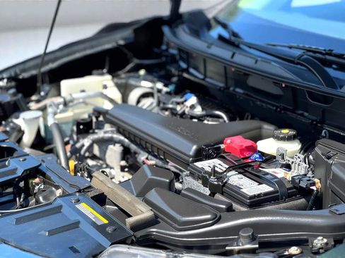 Used 2018 Nissan Rogue SV image 37