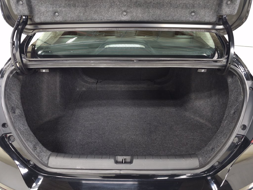 Used 2020 Honda Insight Touring image 8