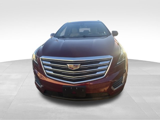 Used 2018 Cadillac XT5 Luxury w/ Driver Awareness Package FWD image 11
