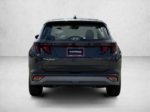 New 2026 Hyundai Tucson SE image 7