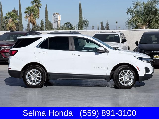 Used 2022 Chevrolet Equinox LT w/ LPO, Floor Liner Package AWD/4WD image 4