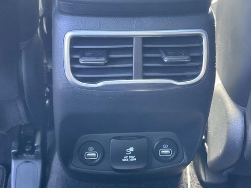 Used 2022 Hyundai Santa Fe Calligraphy image 14