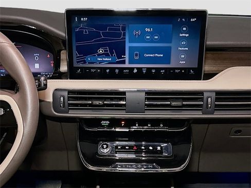 Used 2024 Lincoln Corsair Reserve w/ Equipment Group 201A image 30