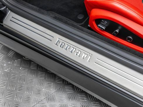 Used 2020 Ferrari GTC4Lusso T RWD image 35