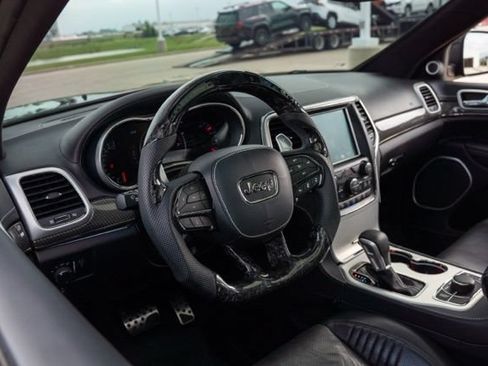 Used 2018 Jeep Grand Cherokee Trackhawk AWD/4WD image 15
