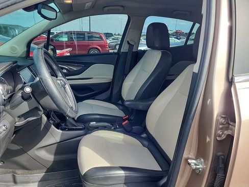 Used 2018 Buick Encore Preferred image 8