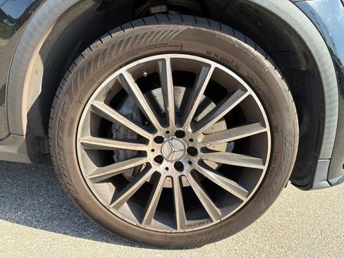 Used 2019 Mercedes-Benz GLC 43 AMG 4MATIC image 29
