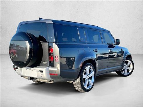 Used 2023 Land Rover Defender 130 First Edition image 2