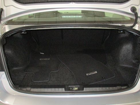 Used 2017 Subaru Legacy 2.5i Sport image 11