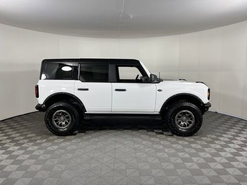 Used 2024 Ford Bronco Wildtrak image 8