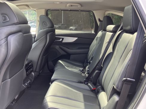 Used 2024 Acura MDX SH-AWD w/ Technology Package image 32