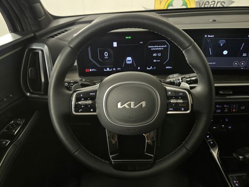 Used 2025 Kia Sorento SX Prestige AWD/4WD image 14
