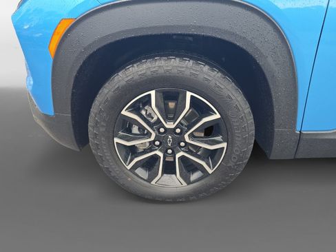 Used 2025 Chevrolet TrailBlazer ACTIV w/ Convenience Package FWD image 10