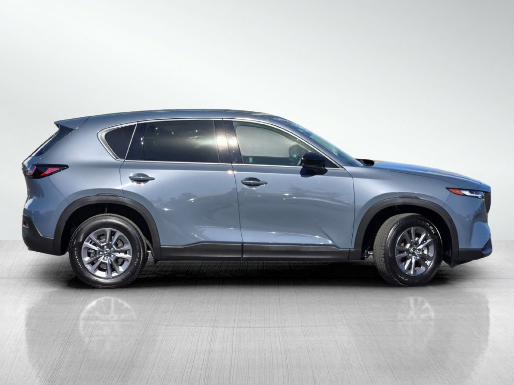 Certified 2026 MAZDA CX-5 Select AWD/4WD image 3
