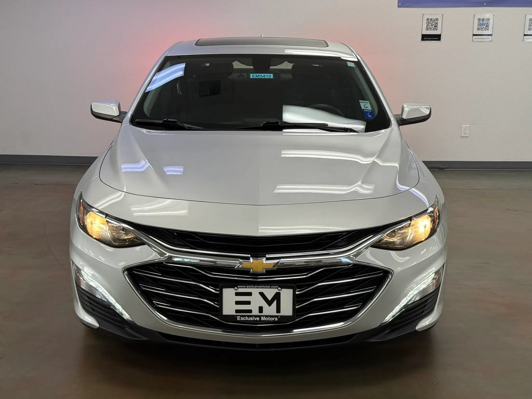 Used 2022 Chevrolet Malibu LT FWD image 3