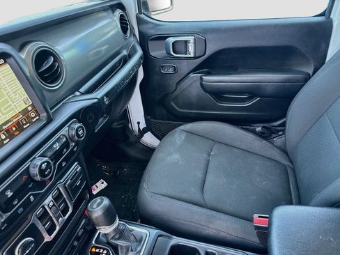 Used 2023 Jeep Wrangler Unlimited w/ 8.4" Radio Group AWD/4WD image 25
