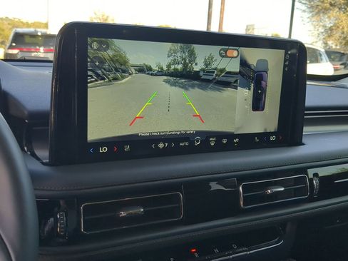 New 2026 Lincoln Aviator Premiere image 16