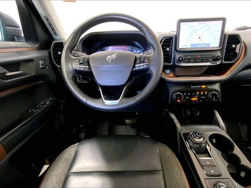 Used 2024 Ford Bronco Sport Outer Banks w/ Tech Package AWD/4WD image 4