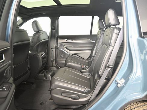 New 2026 Jeep Grand Cherokee L Limited AWD/4WD image 19