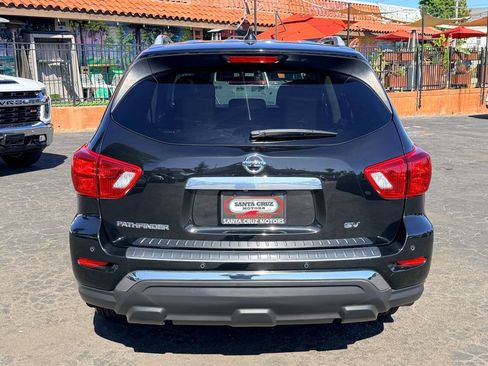 Used 2020 Nissan Pathfinder SV FWD image 5