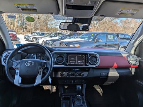 Certified 2021 Toyota Tacoma SR5 image 22