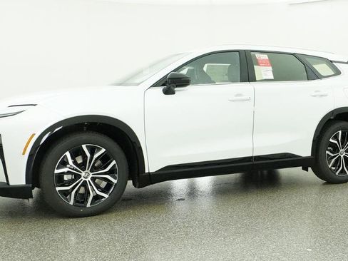 New 2026 Toyota Crown Signia AWD/4WD image 14