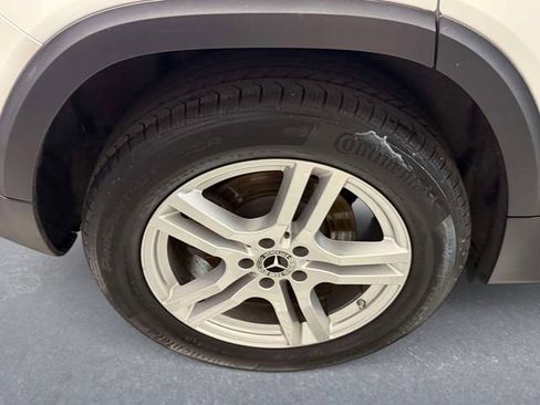 Certified 2022 Mercedes-Benz GLB 250 4MATIC image 7