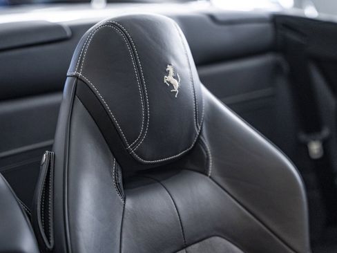 Used 2017 Ferrari California T image 37