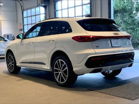 New 2026 Audi Q5 Premium Plus AWD/4WD image 3