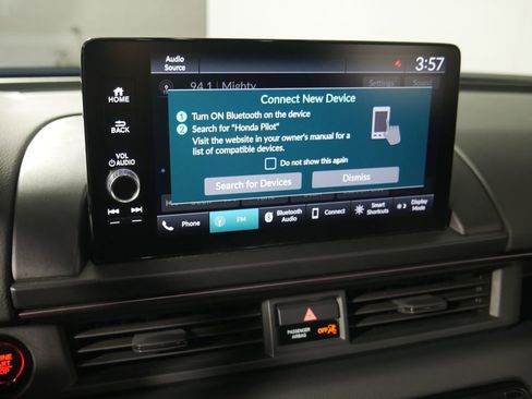 Used 2024 Honda Pilot TrailSport image 25