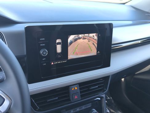 New 2026 Volkswagen Taos S image 27