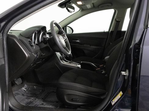 Used 2015 Chevrolet Cruze LT image 20
