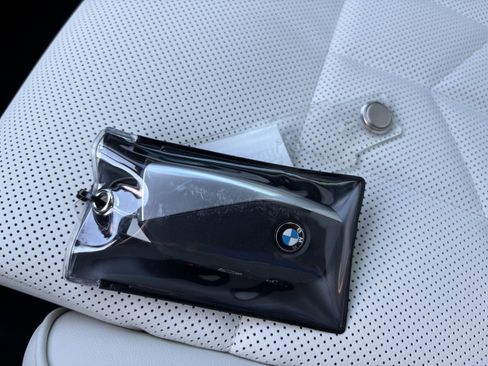 Certified 2025 BMW 530i xDrive w/ Premium Package image 38