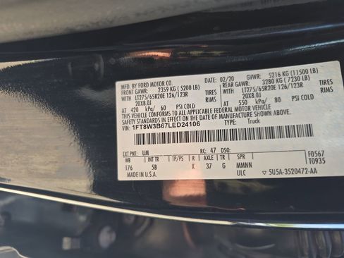 Used 2020 Ford F350 Lariat w/ Lariat Ultimate Package AWD/4WD image 38