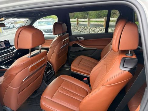 Used 2026 BMW X7 M60i AWD/4WD image 7